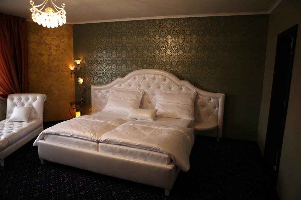 Hotel Kotva Μπρατισλάβα Δωμάτιο φωτογραφία