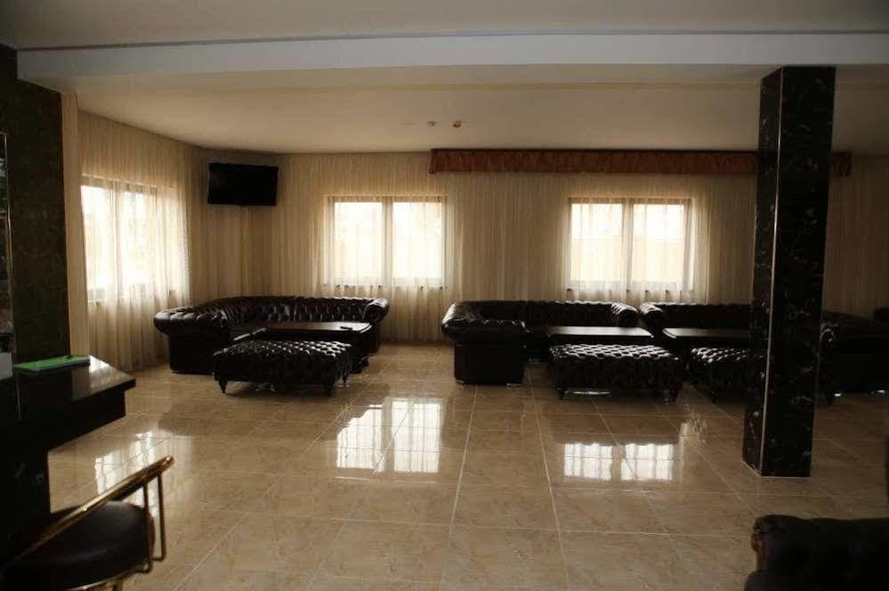 Hotel Kotva Μπρατισλάβα Εξωτερικό φωτογραφία
