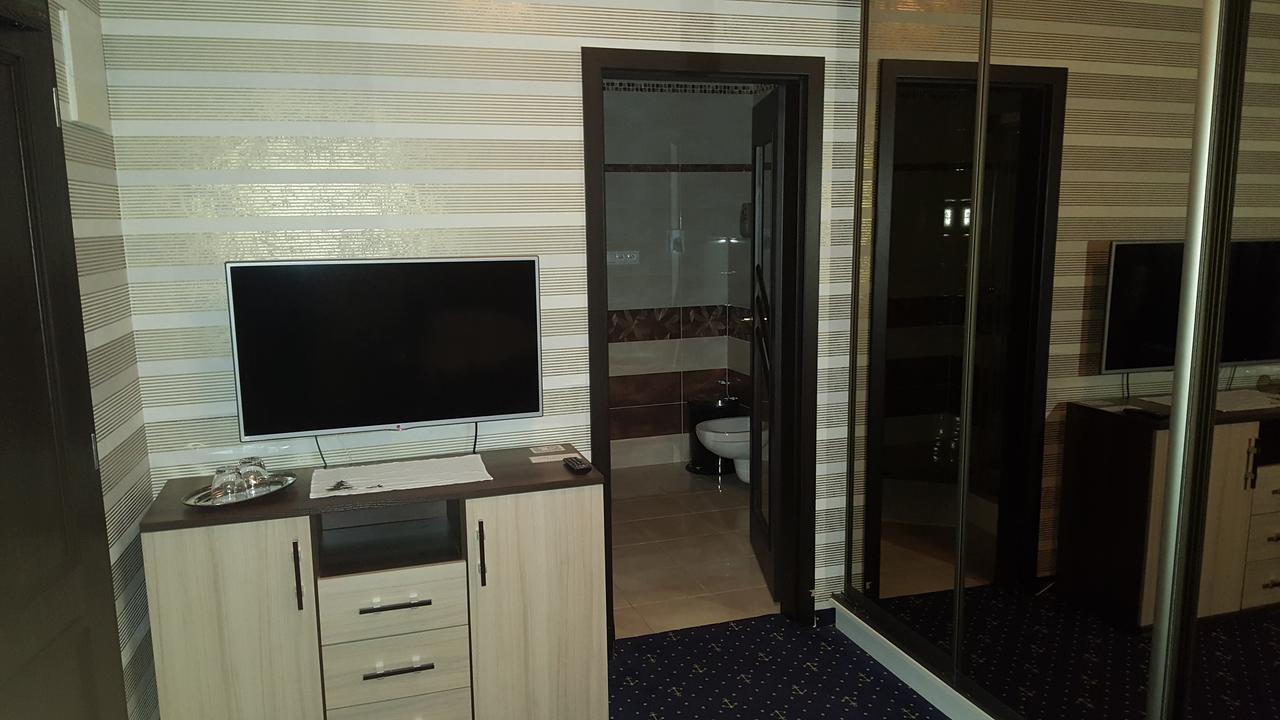Hotel Kotva Μπρατισλάβα Εξωτερικό φωτογραφία